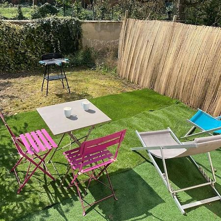 Appartement Cosy Avec Jardin Privatif Et Garage Фонтенбло Экстерьер фото